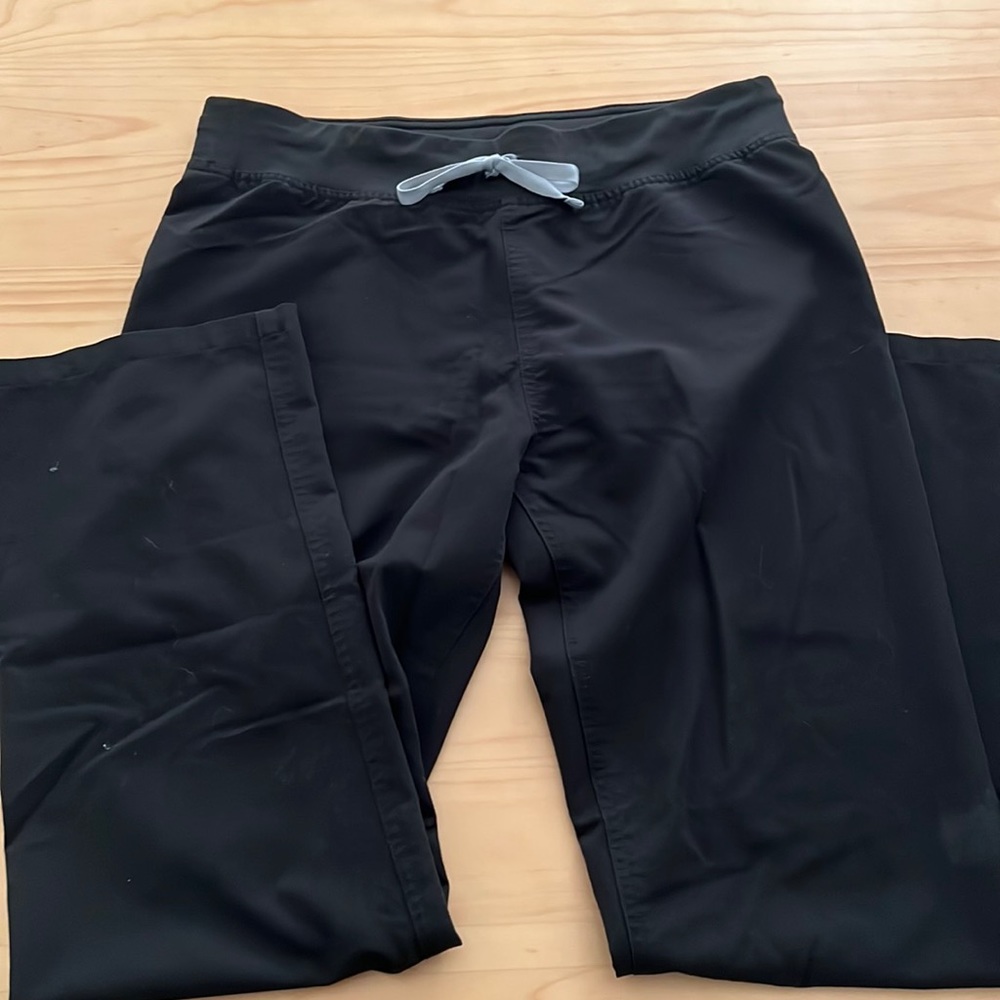 Figs Livingston basic scrub pants medium black